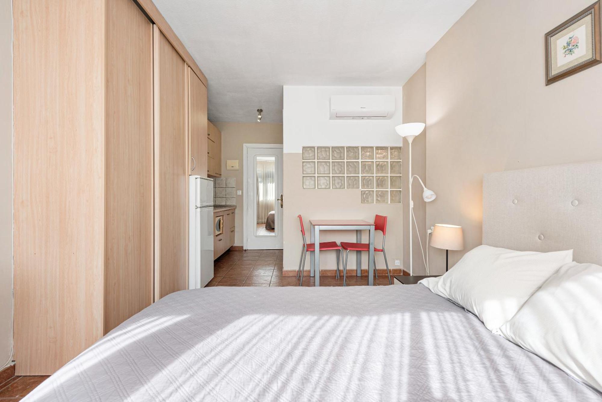 Acogedor Estudio En Pedregalejo Junto Al Mar Málaga Exteriör bild
